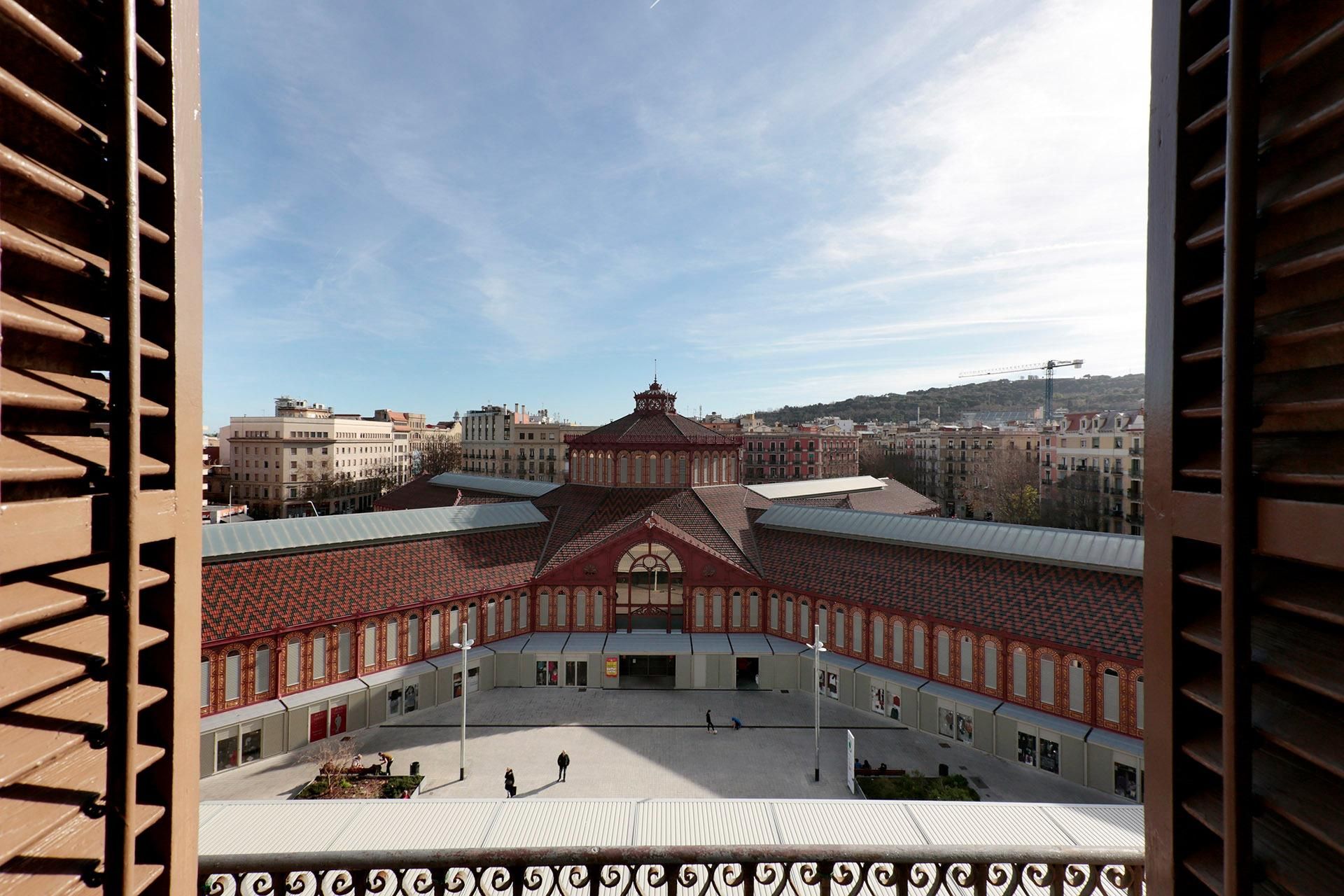 Vista exterior de Piso en venta en  Barcelona Capital con Aire acondicionado