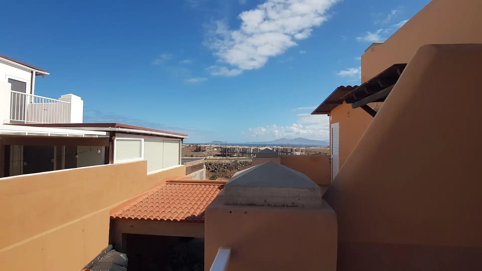 Vista exterior de Dúplex en venta en La Oliva con Jardín privado