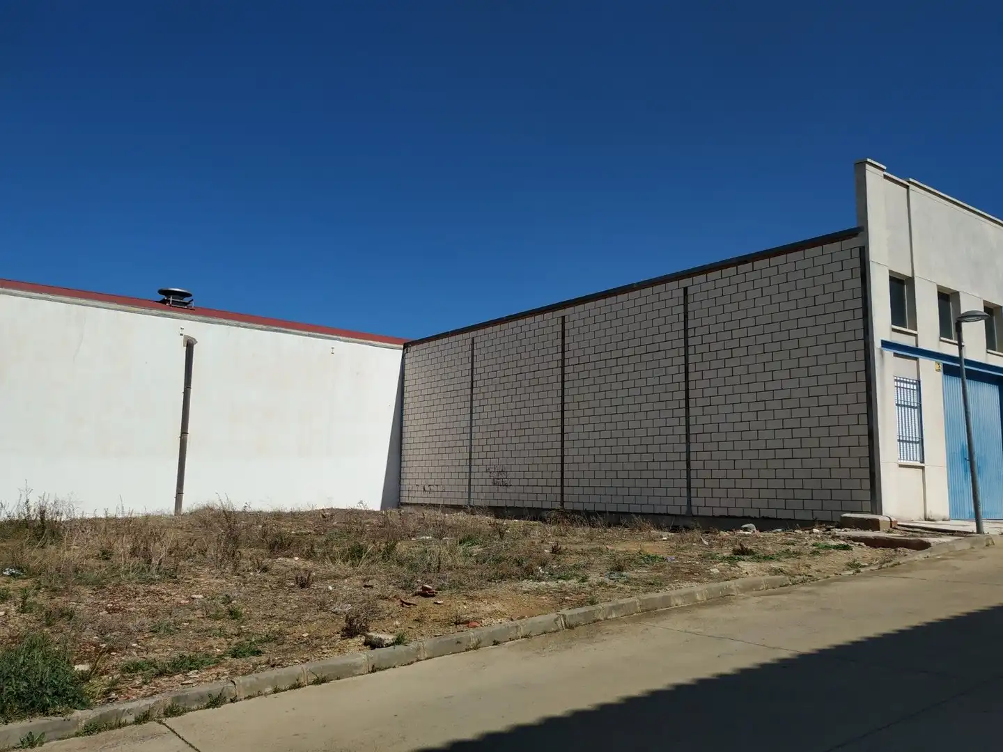 Residential land for sale in Calle Felicidad 15