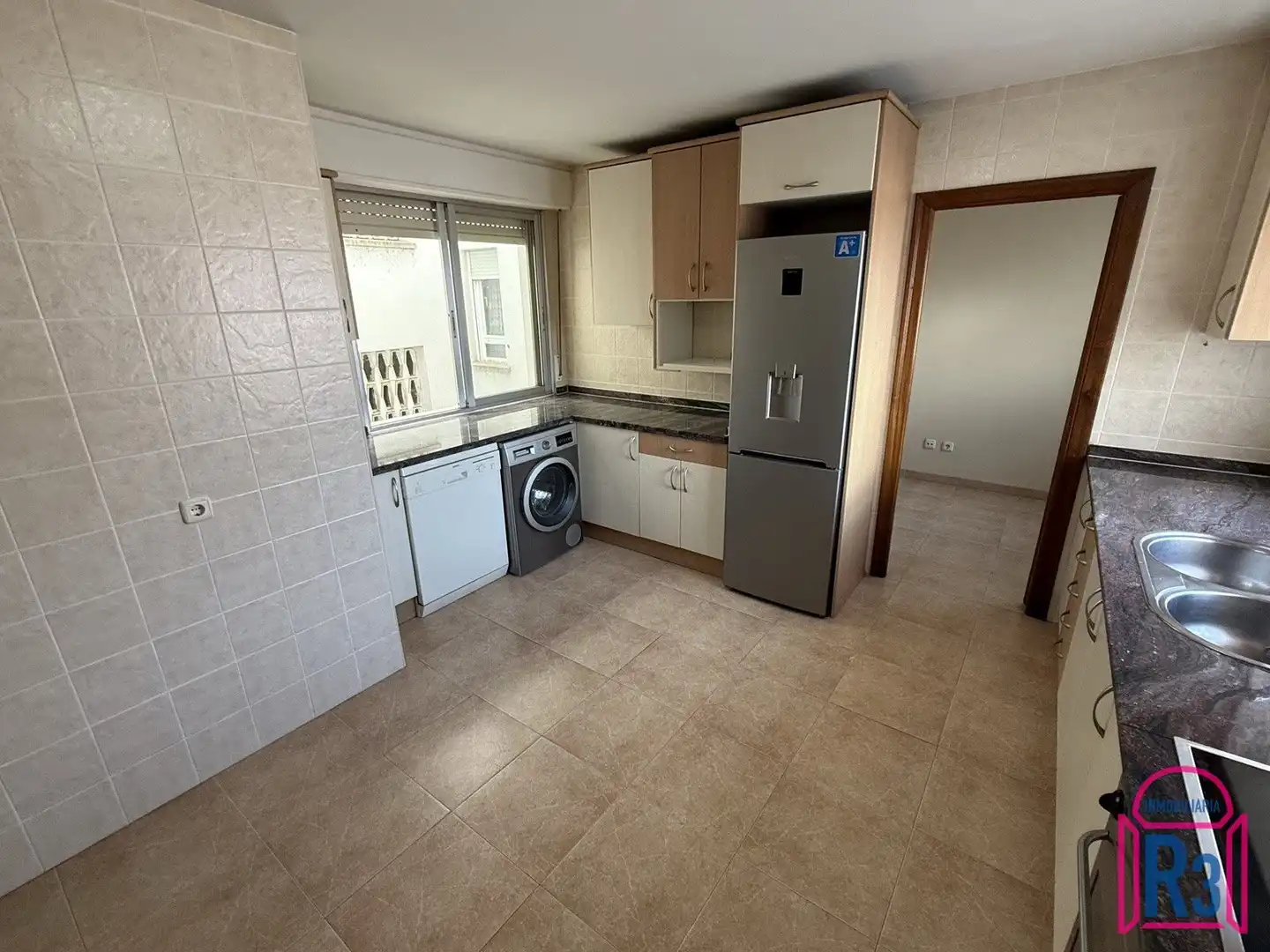 Küche von Wohnung zur Miete in León Capital  mit Heizung, Terrasse und Abstellraum