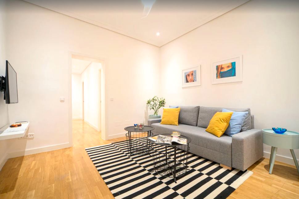 Sala d'estar de Pis de lloguer en Móstoles amb Moblat, TV i Es permeten mascotes