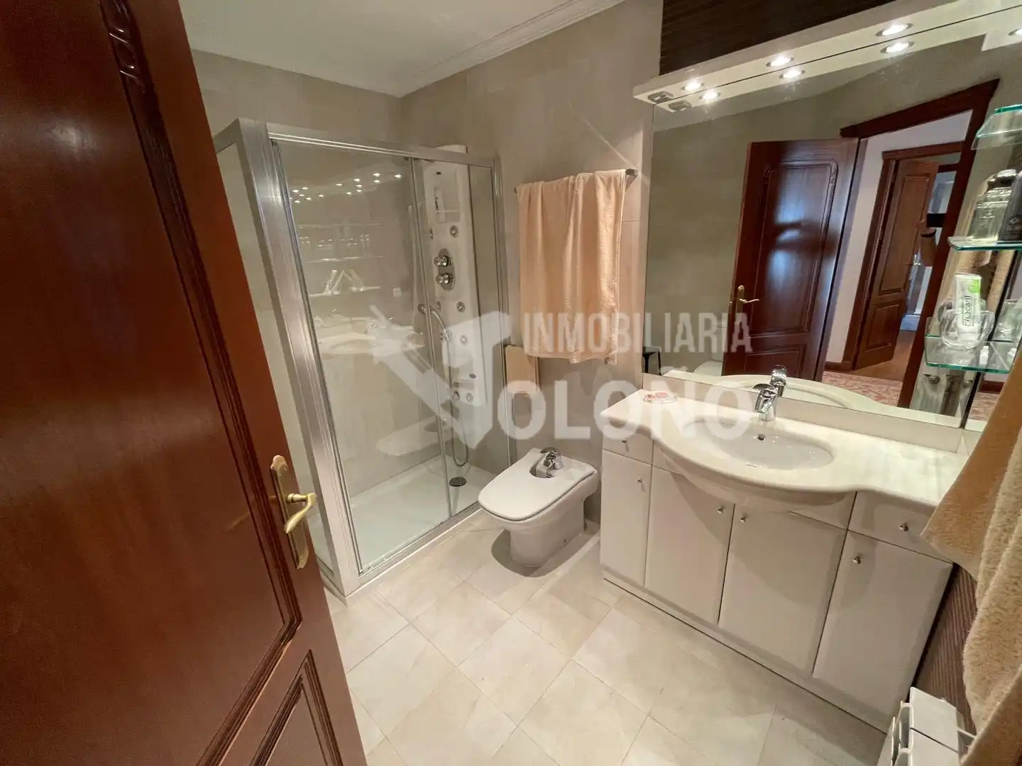 Bathroom of Flat for sale in Haro  with Heating, Parquet flooring and Storage room