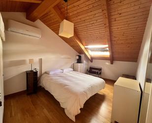 Dormitori de Dúplex en venda en Benaocaz amb Aire condicionat i Terrassa