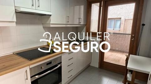 Photo 2 of Flat to rent in Hermanos Fernandez Galiano, Casco Urbano, Madrid