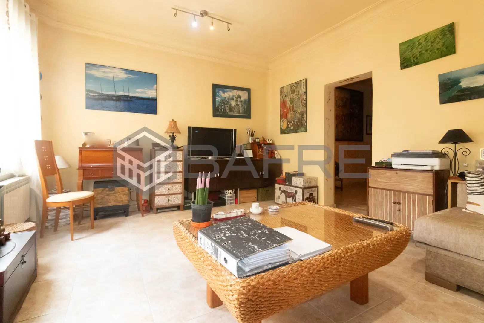 Sala d'estar de Pis en venda en Madrid amb Calefacció