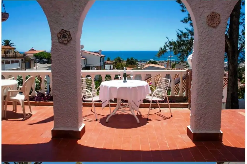Chalet en venta en Caleta de Vélez, imagen 4
