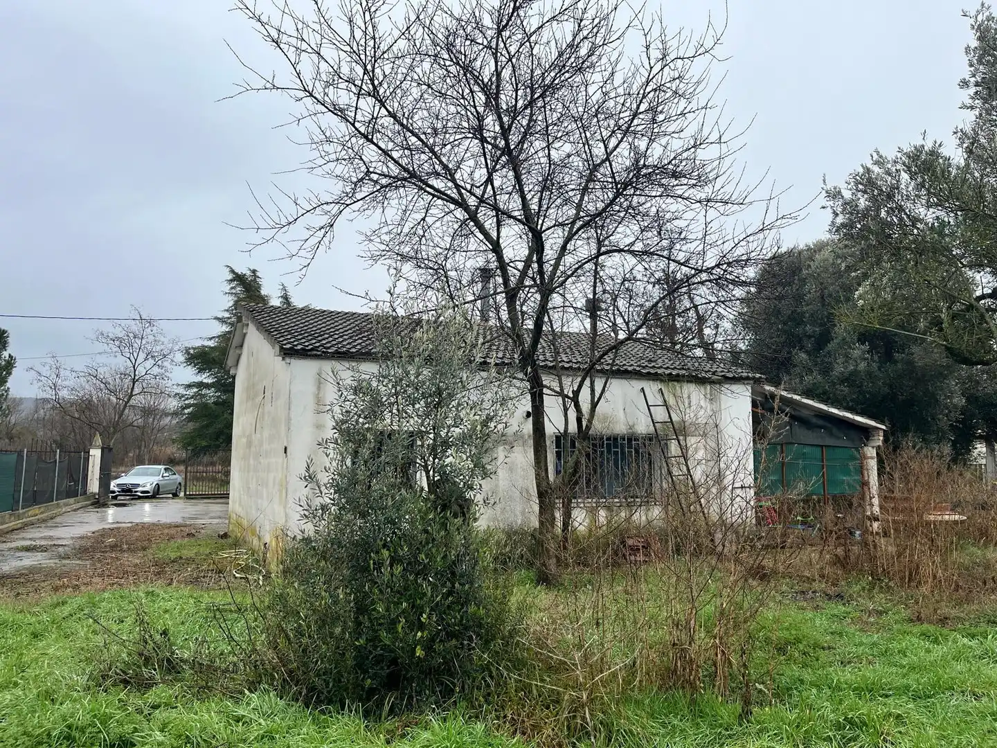 Finca rústica en venta en El Grado con Jardín privado