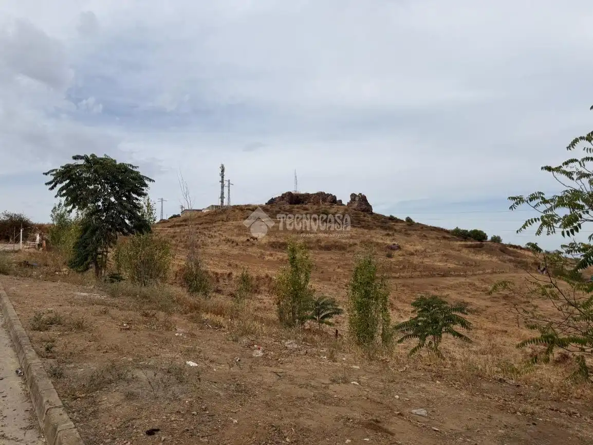 Semi-detached house for sale in Calañas