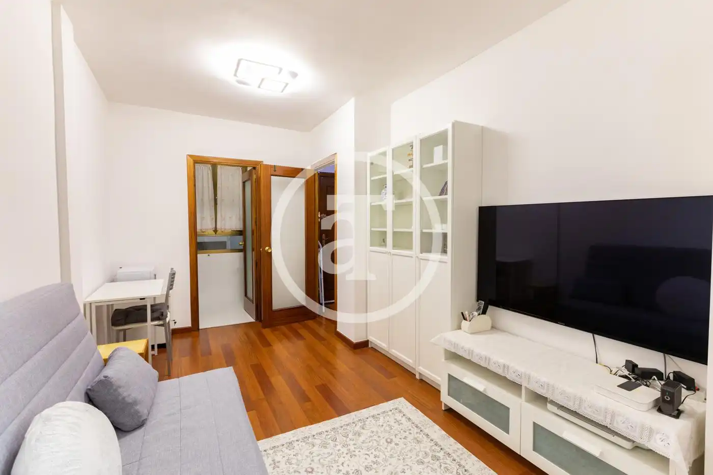 Appartamento con ascensore in affitto a Calle de la Reina, imagen 5