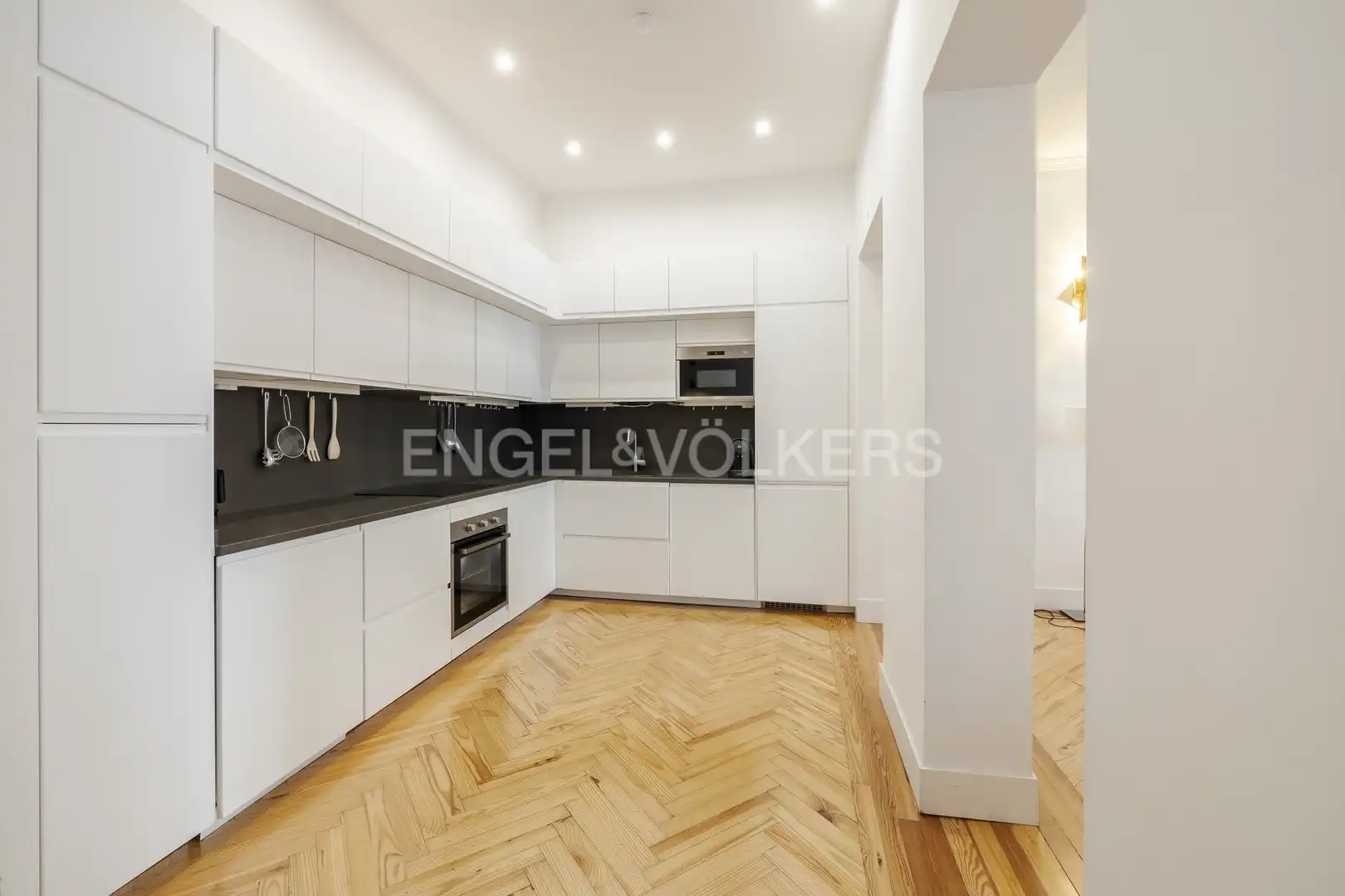 Cuina de Pis de lloguer en Madrid amb Aire condicionat, Calefacció i Parquet