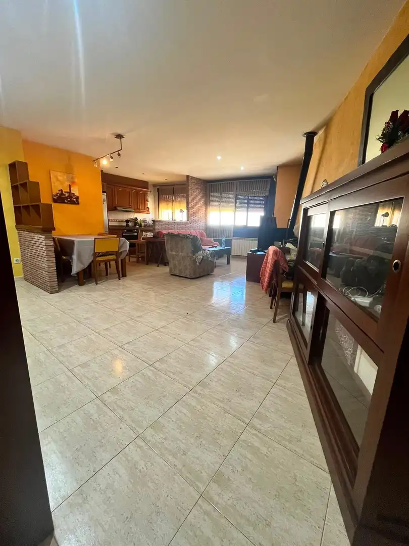 Sala d'estar de Pis en venda en Sant Joan de Moró amb Aire condicionat i Moblat