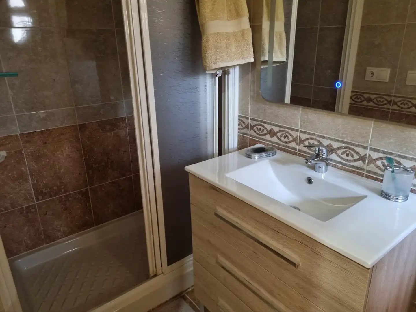 Bany de Casa o xalet en venda en Nájera amb Calefacció, Terrassa i Moblat