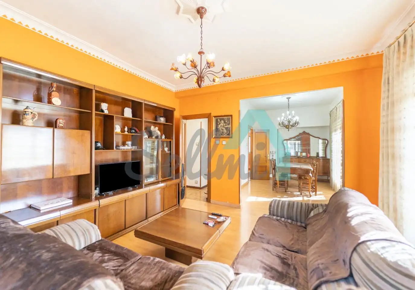Wohnzimmer von Wohnung zum Verkauf in Oviedo  mit Heizung, Parkett und Terrasse