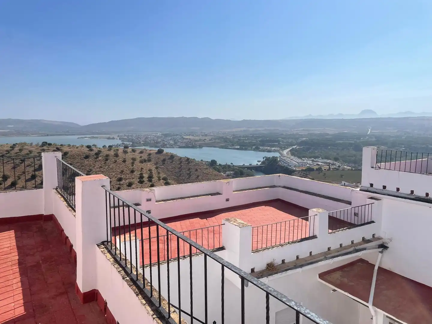 Vista exterior de Pis en venda en Arcos de la Frontera amb Moblat