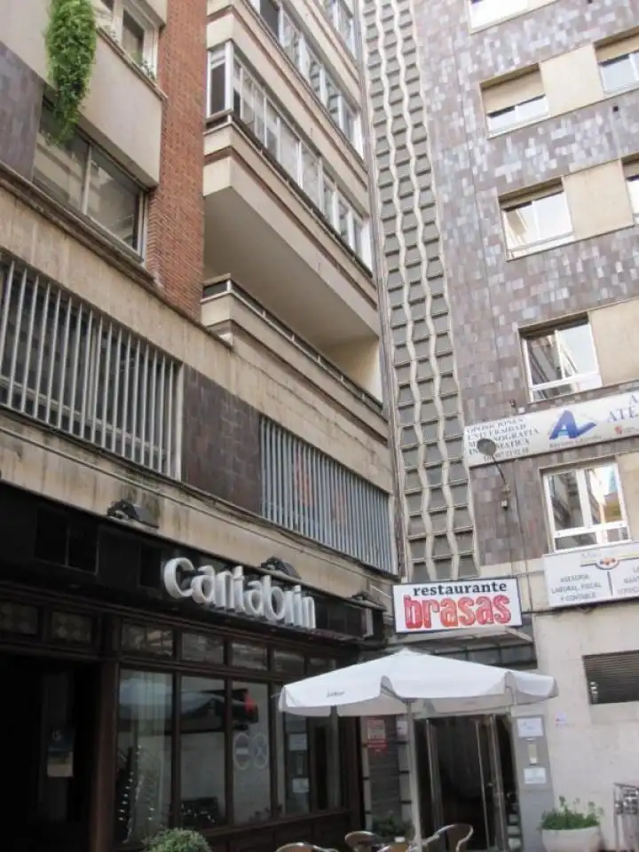 Oficina amb ascensor en venda a Calle Alfonso V 4 1º Izq 24001 Leon, imagen 10