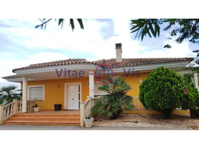 Casa-chalet en Venta en Carretera de la Almenara en Campillo