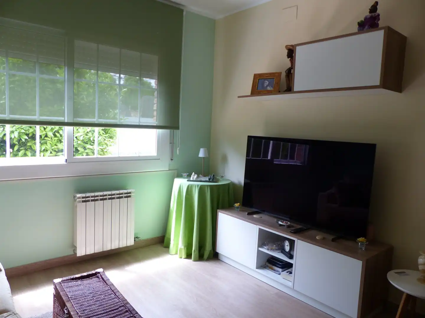 Sala de estar de Casa o chalet en venta en Esparreguera con Aire acondicionado, Calefacción y Terraza