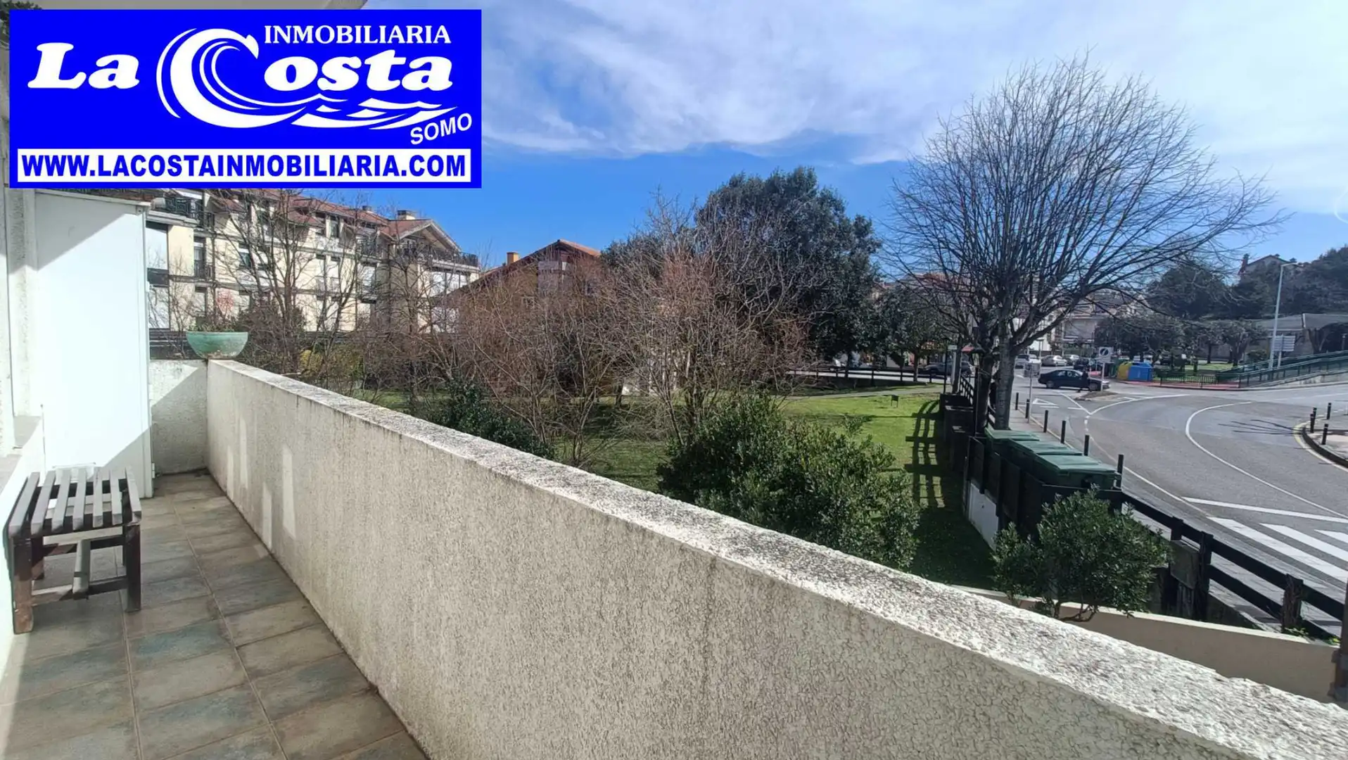 Vista exterior de Piso en venta en Ribamontán al Mar con Calefacción, Terraza y Horno