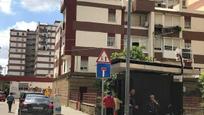 Vista exterior de Pis en venda en  Sevilla Capital