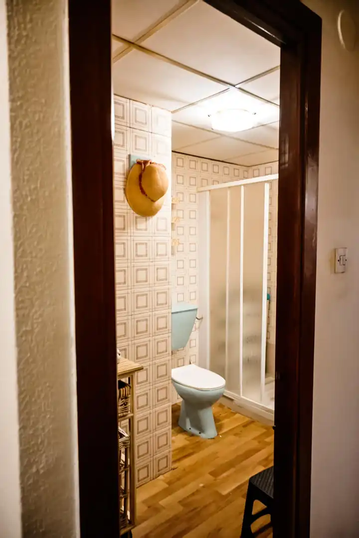 Bathroom of Flat for sale in Granada