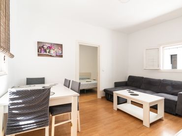 Apartment for sale in Calle del Río