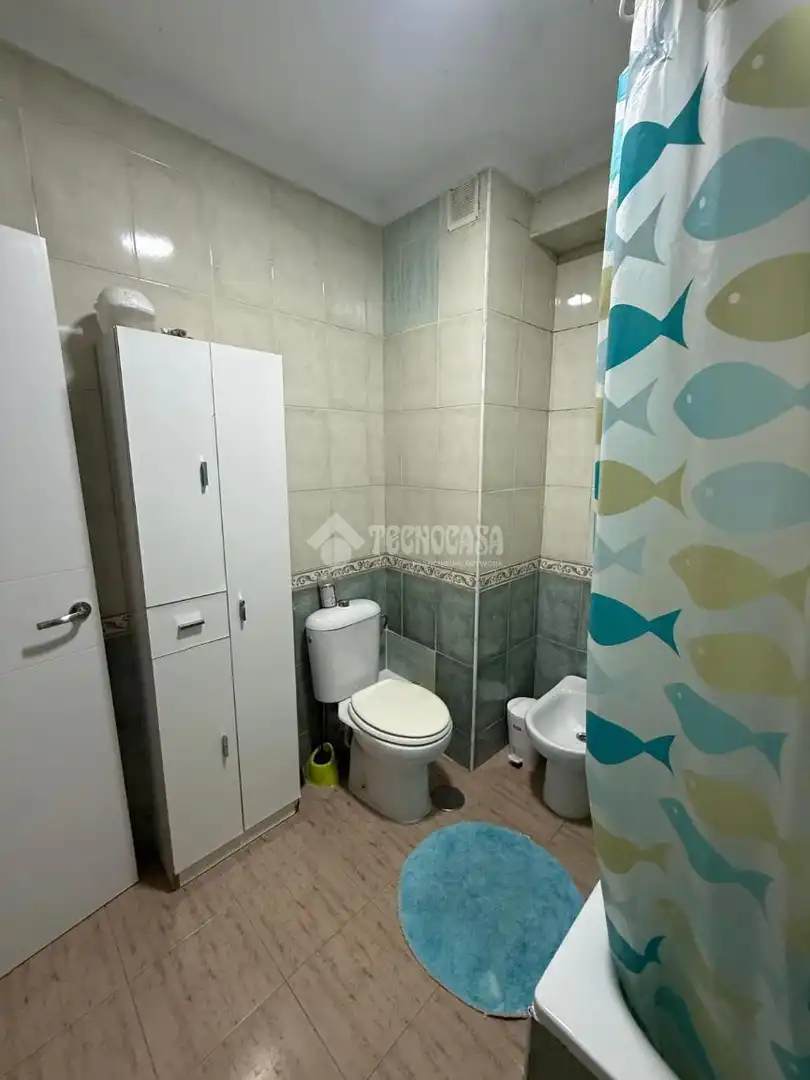 Badezimmer von Wohnung zum Verkauf in Huelva mit Heizung