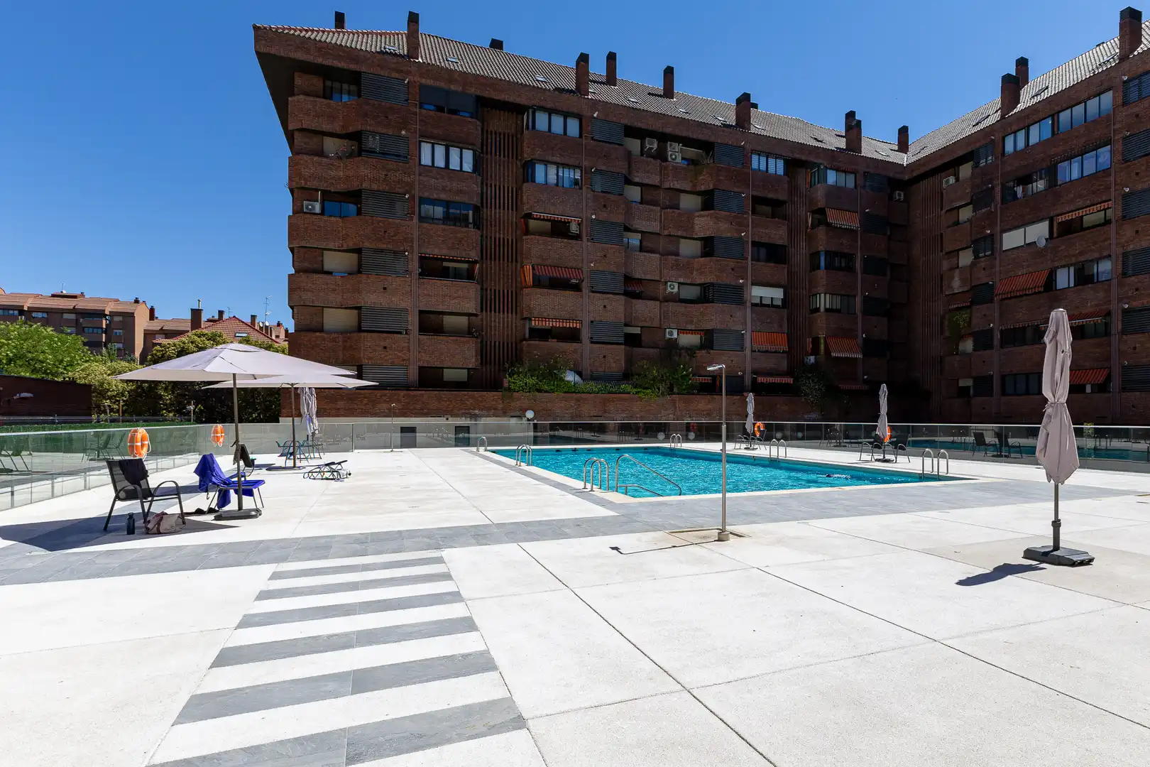 Piscina de Piso en venta en Tres Cantos con Aire acondicionado, Calefacción y Parquet