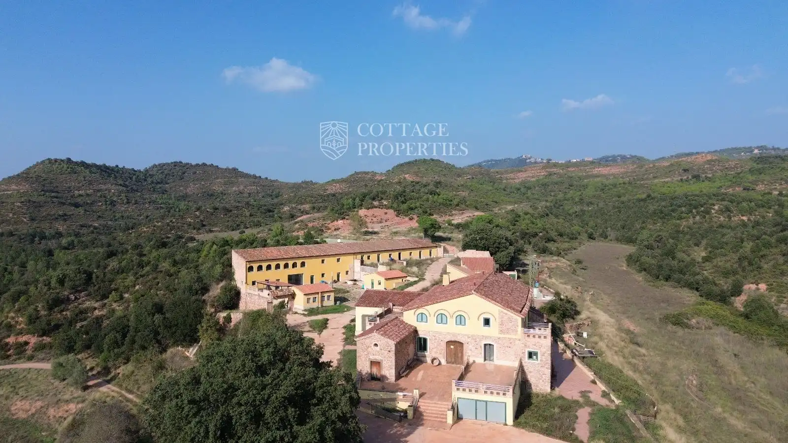 Finca rústica en venda en Sant Llorenç Savall amb Calefacció i Piscina