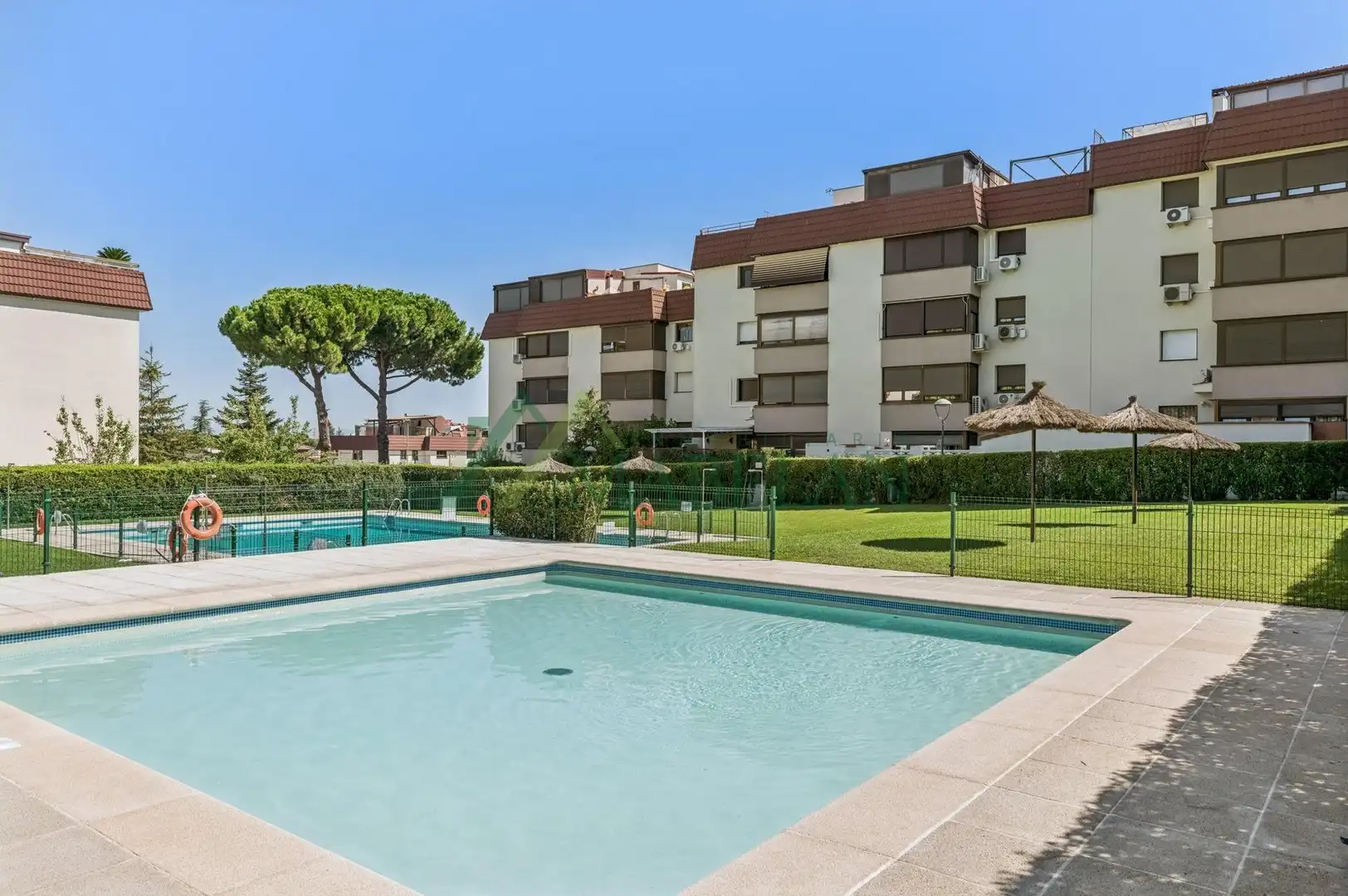 Swimming pool of Flat for rent in Las Rozas de Madrid  with Heating, Furnished and Community pool