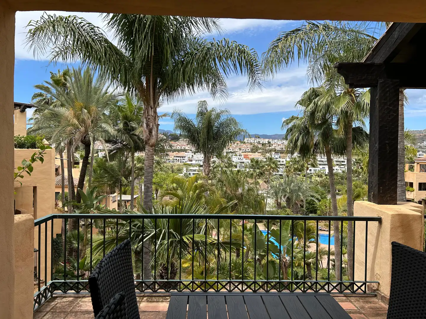 Vista exterior de Apartament de lloguer en Estepona amb Aire condicionat, Moblat i Internet