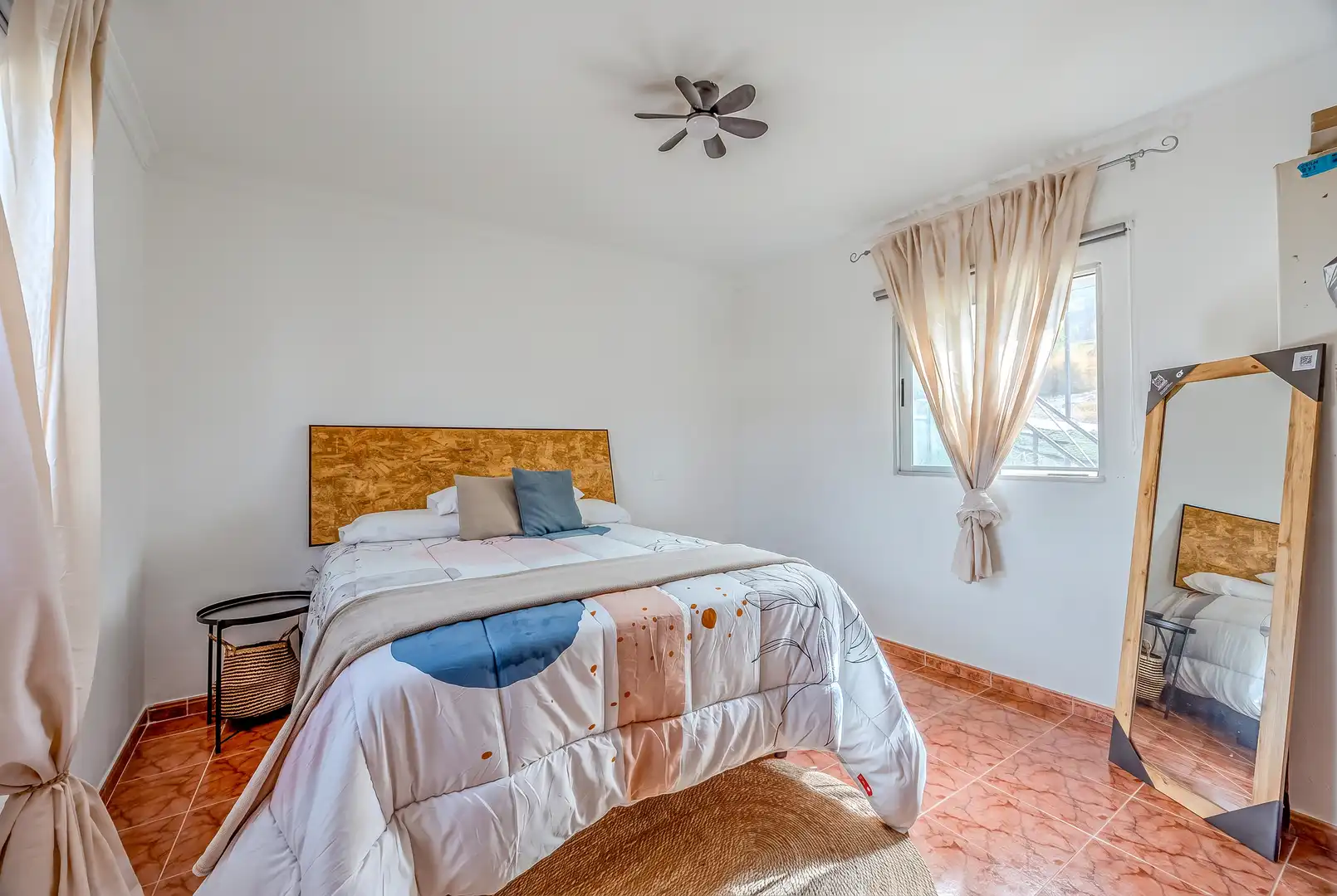 Dormitori de Casa o xalet en venda en San Bartolomé de Tirajana amb Aire condicionat, Jardí privat i Terrassa
