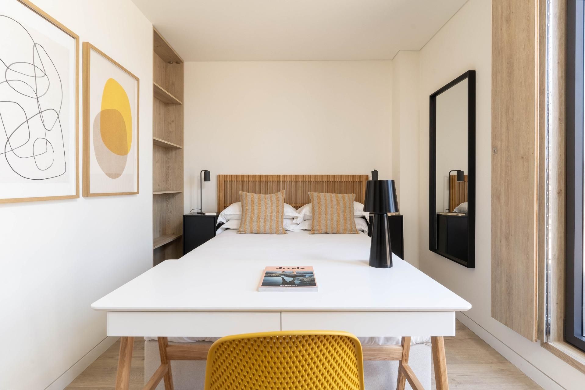 Bedroom of Attic to rent in  Barcelona Capital  with Air Conditioner, Heating and Parquet flooring