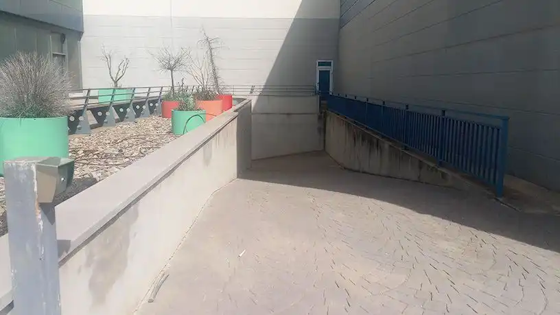 Aparcament de Local en venda en Zaragoza