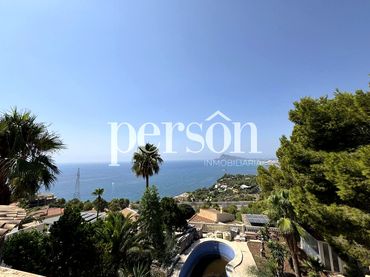 Villa con balcone in vendita a Altea Hills