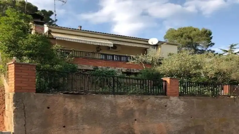 Casa adosada en venta en paseo Sant Jordi, Fonollosa