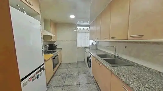 Cuina de Pis en venda en Santa Perpètua de Mogoda amb Calefacció, Terrassa i Balcó