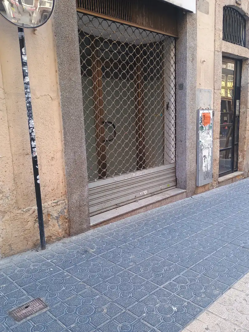 Gewerbefläche zum Verkauf in Carrer del Gasòmetre, imagen 3