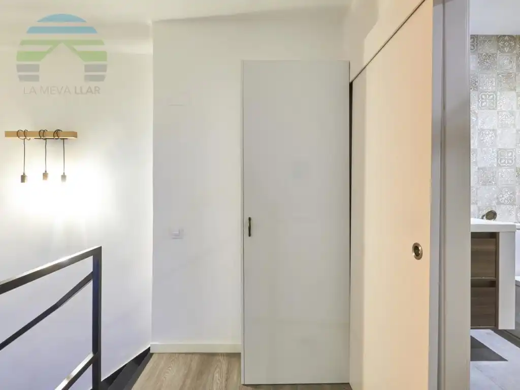 Piso en venta en Barcelona con Aire acondicionado y Amueblado