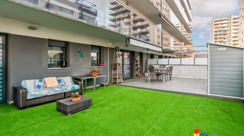 Piso en primera línea de Mar de 84 m2, 3 Habit., Terraza de 67 m2, Zona Comunitaria y Parking incluido, Eduard Maristany, Badalona