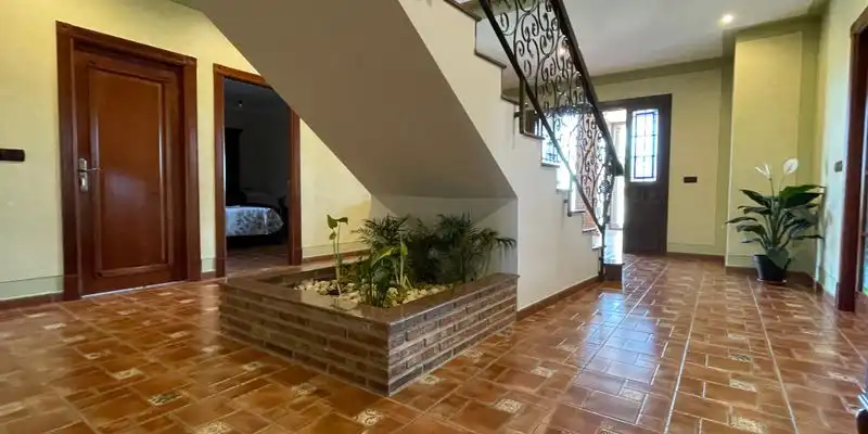 Casa o xalet en venda en Loja amb Aire condicionat, Jardí privat i Terrassa