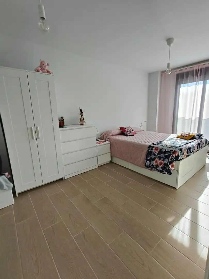 Habitación de Piso en venta en Olesa de Montserrat con Calefacción, Terraza y Balcón