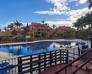 Exterior view of Apartment to rent in Estepona  with Air Conditioner, Terrace and Jacuzzi