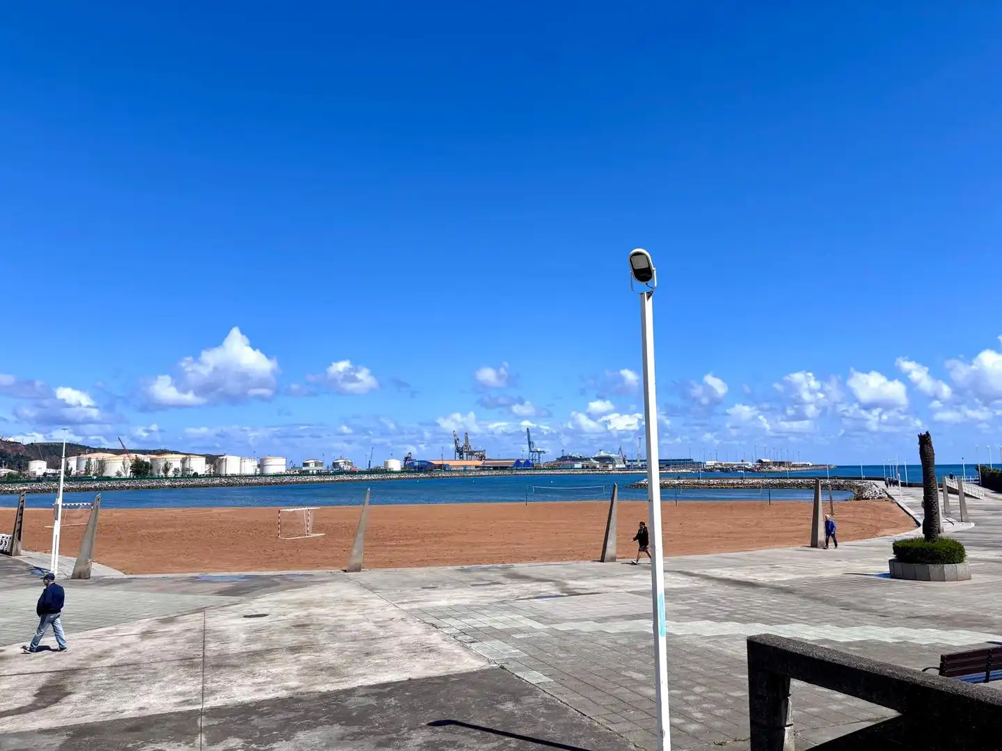 Exterior view of Flat for sale in Gijón   with Heating, Private garden and Parquet flooring