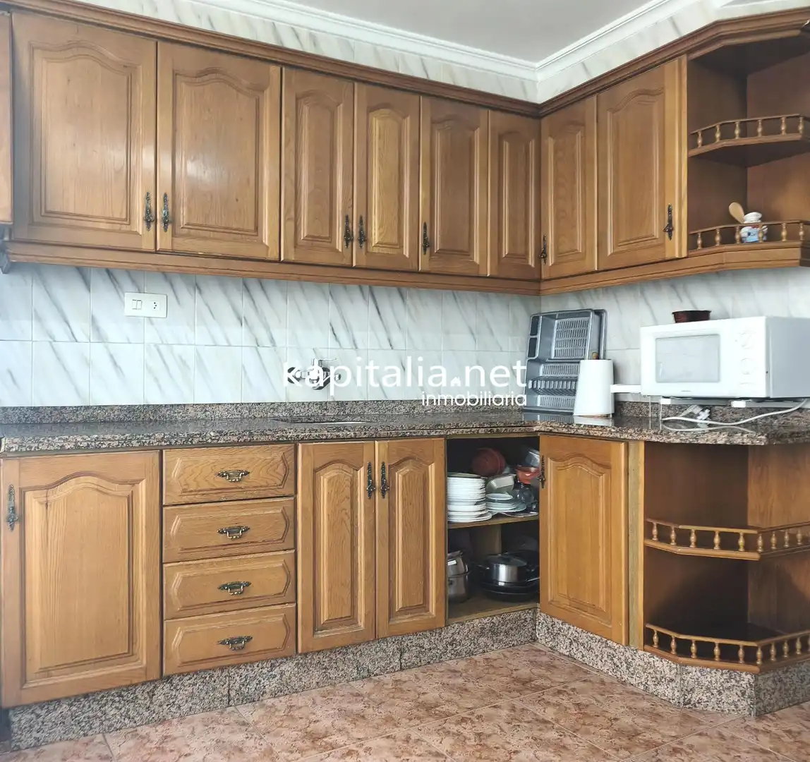 Cuina de Casa o xalet en venda en Gaianes amb Terrassa
