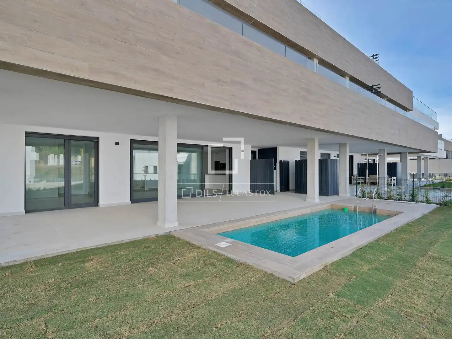Wohnung mit Terrasse zum Verkauf in Río Real - Los Monteros, imagen 2