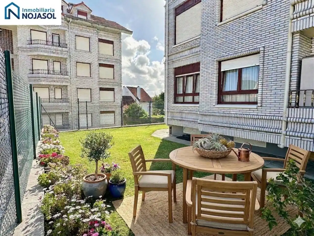 Apartament amb jardí en venda a Calle TRENGANDIN