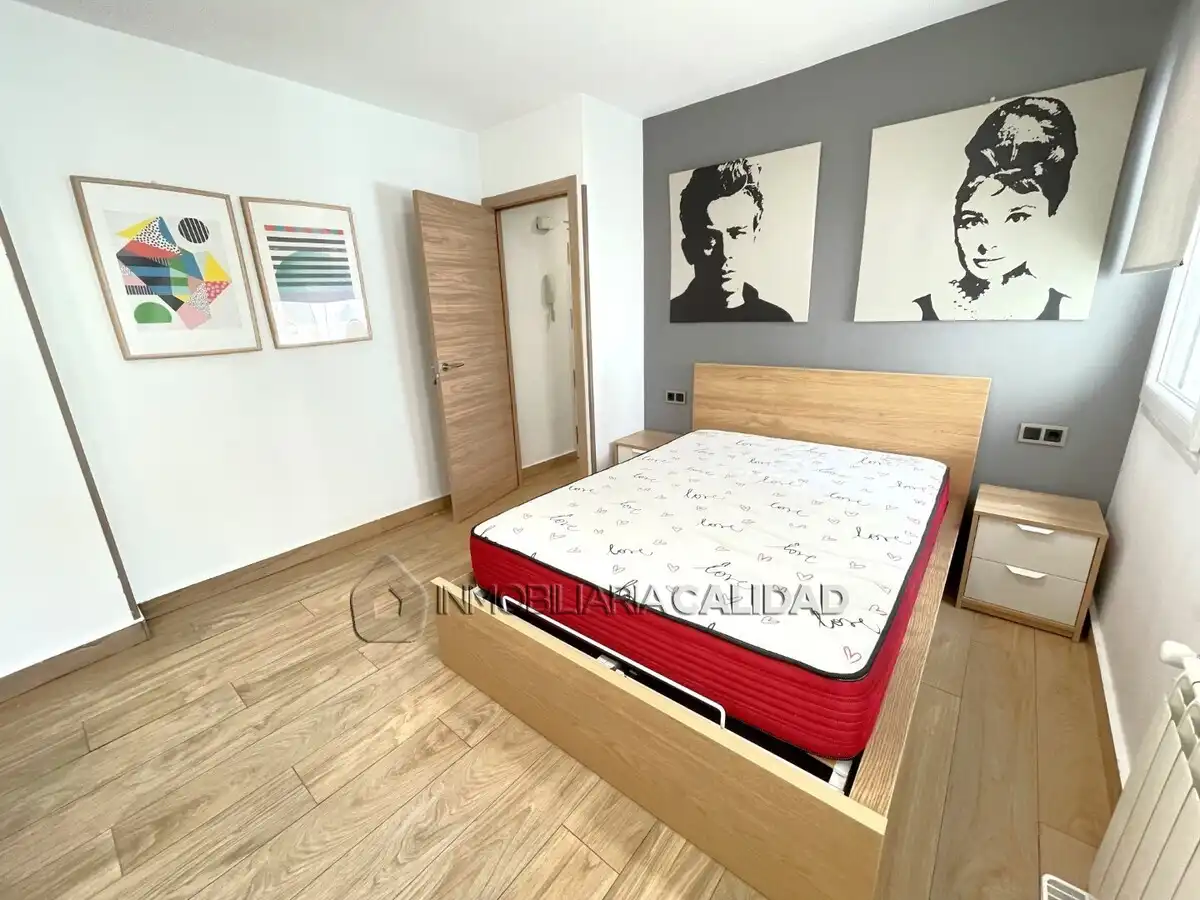 Schlafzimmer von Wohnung zum Verkauf in Burgos mit Heizung und Möbliert