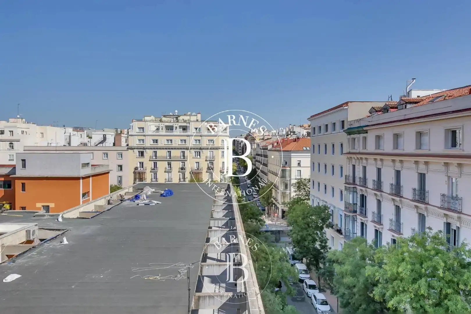Vista exterior de Piso de alquiler en Madrid con Aire acondicionado, Calefacción y Horno