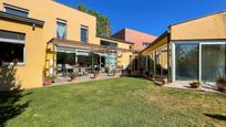 Vista exterior de Casa o xalet en venda en Girona Capital amb Aire condicionat, Calefacció i Jardí privat