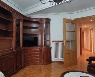 Wohnzimmer von Wohnung miete in Arnedo mit Heizung, Parkett und Möbliert